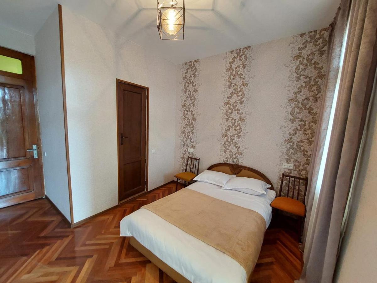 Guesthouse "Door" In Sighnaghi Exterior foto