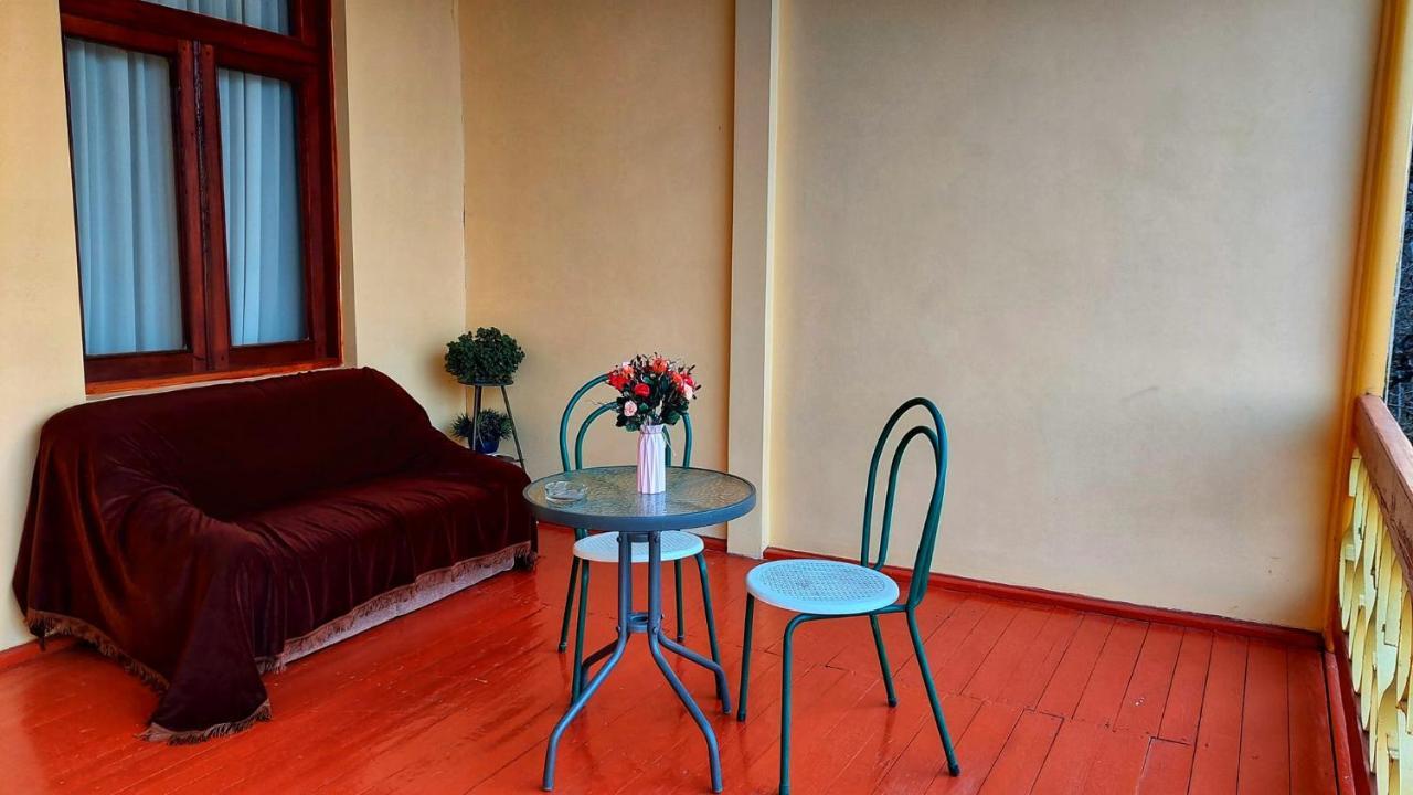 Guesthouse "Door" In Sighnaghi Exterior foto
